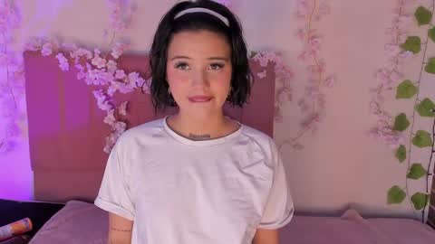Snapshot of samantha_browwnn chatting on 04-28-26, 12:42 samantha_browwnn online show from 04-28-26, 12:42