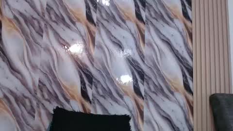 lizzy online show from 04-11-26, 01:43