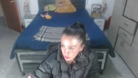 Snapshot of samantha_singh1 chatting on 06-30-26, 07:42 samantha singh1 online show from 06-30-26, 07:42