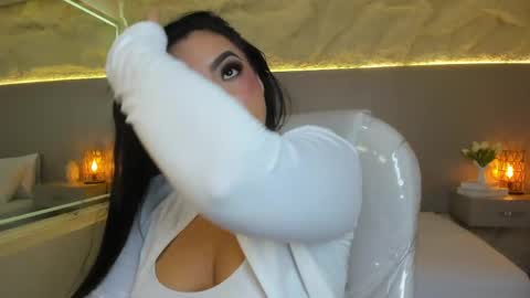  Samanthaa online show from 05-18-26, 12:00