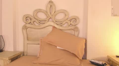 Snapshot of samanthaferrer_ chatting on 12-19-25, 07:54 Samantha online show from 12-19-25, 07:54