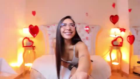 Snapshot of samanthamorelli chatting on 02-23-26, 12:24 Sam online show from 02-23-26, 12:24