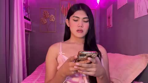 Samantha online show from 10-16-25, 04:57