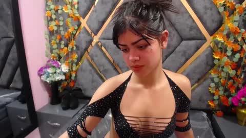 Snapshot of samanttha_cherry chatting on 01-16-25, 07:41 samanttha_cherry online show from 01-16-25, 07:41