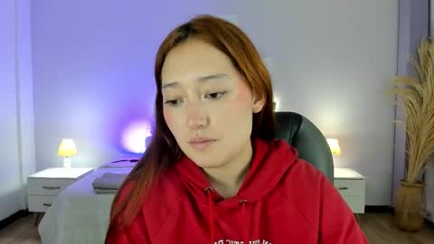 Snapshot of samara_hilton_2 chatting on 10-12-25, 07:24 samara_hilton_2 online show from 10-12-25, 07:24