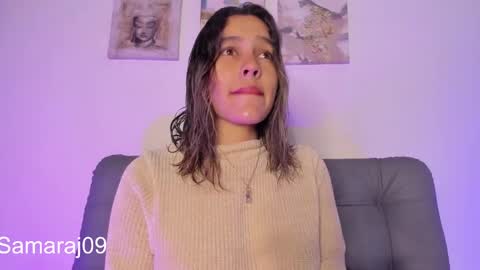 Snapshot of samara_jonnes_ chatting on 03-03-25, 10:10 Samara is my name a pleasure delighted that you are here leave your thumb up it is important to me online show from 03-03-25, 10:10