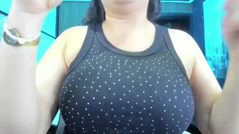 Snapshot of samaraanders chatting on 06-25-26, 05:23 Samara online show from 06-25-26, 05:23