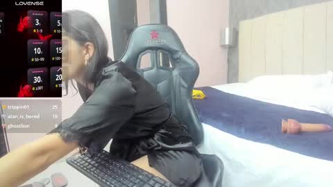 Sara  online show from 02-19-25, 06:32
