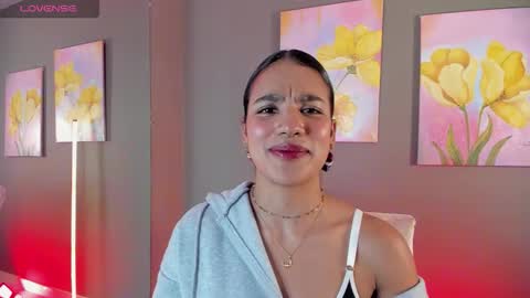 Samarha Gomez online show from 11-18-25, 07:51