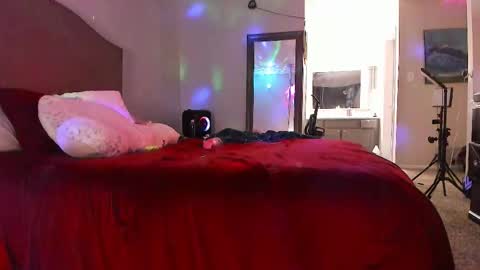 Yaya online show from 02-04-26, 01:22