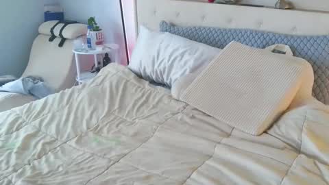 Samatha James online show from 06-03-26, 03:39