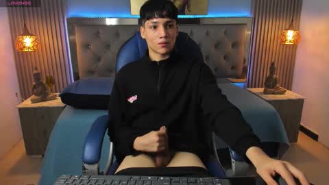 Sam online show from 03-04-26, 12:55