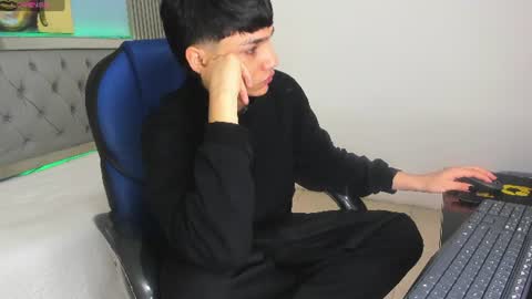 Snapshot of samblack_ chatting on 06-24-26, 03:00 Sam online show from 06-24-26, 03:00