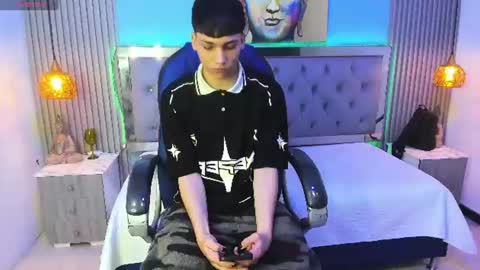 Snapshot of samblack_ chatting on 07-01-26, 01:02 Sam online show from 07-01-26, 01:02