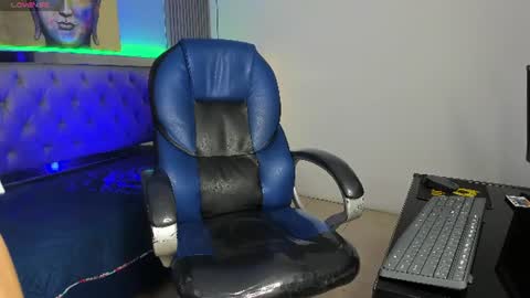 Snapshot of samblack_ chatting on 07-07-26, 12:53 Sam online show from 07-07-26, 12:53