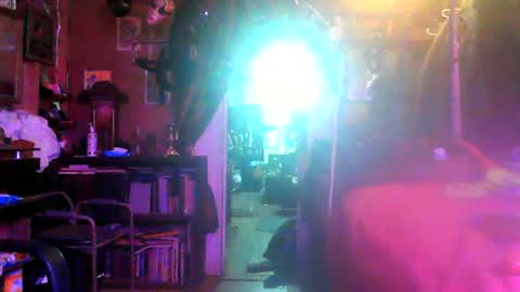 Snapshot of sambone42069 chatting on 07-19-26, 02:48 Sambone online show from 07-19-26, 02:48