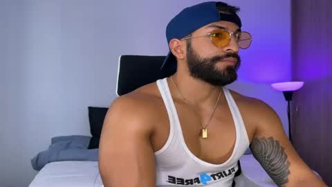 Snapshot of samdornan chatting on 01-26-25, 10:02 Sam Dornan online show from 01-26-25, 10:02