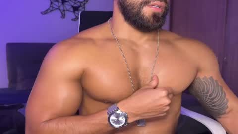 Snapshot of samdornan chatting on 02-14-25, 02:07 Sam Dornan online show from 02-14-25, 02:07