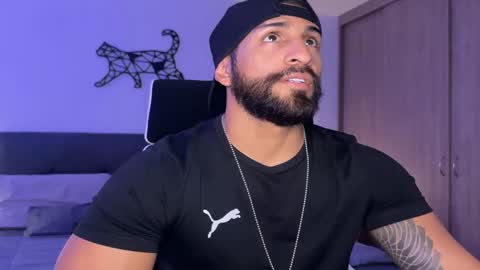 Snapshot of samdornan chatting on 02-19-25, 09:14 Sam Dornan online show from 02-19-25, 09:14