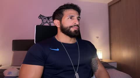 Snapshot of samdornan chatting on 03-02-25, 03:34 Sam Dornan online show from 03-02-25, 03:34