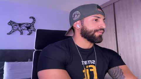 Snapshot of samdornan chatting on 09-19-25, 10:21 Sam Dornan online show from 09-19-25, 10:21