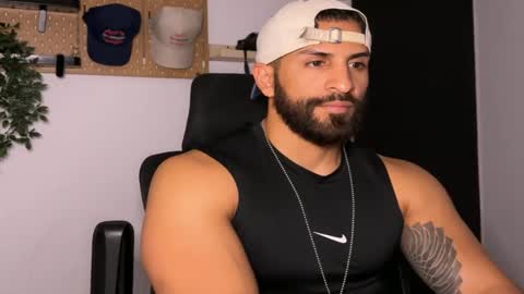 Snapshot of samdornan chatting on 02-23-26, 01:03 Sam Dornan online show from 02-23-26, 01:03