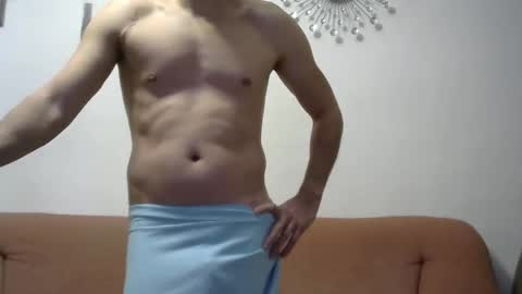 Snapshot of samegoo chatting on 02-14-25, 09:10 Arturo online show from 02-14-25, 09:10