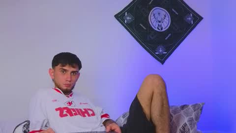 samevansx online show from 10-28-25, 04:09