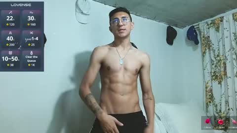 Snapshot of samfox_ chatting on 04-26-26, 12:03 SAM online show from 04-26-26, 12:03