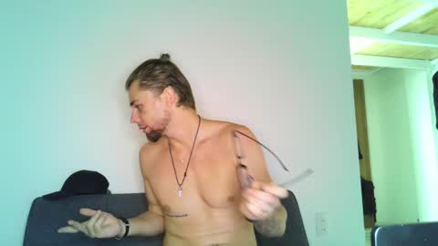 Snapshot of samgorgeous chatting on 04-19-26, 06:10 Fansly - Top4fans online show from 04-19-26, 06:10