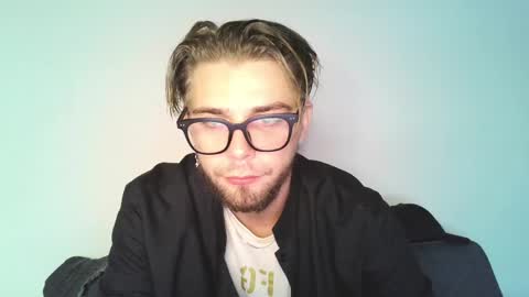 Snapshot of samgorgeous chatting on 04-30-26, 02:07 Fansly - Top4fans online show from 04-30-26, 02:07