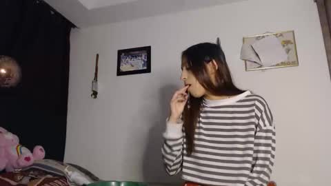 Tami  Gael online show from 11-26-25, 01:50