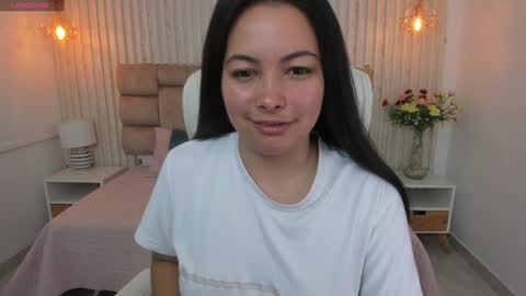 Snapshot of sami_eva chatting on 01-07-25, 11:16 Samanta online show from 01-07-25, 11:16