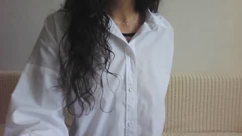 Snapshot of samiraqfresh chatting on 06-26-26, 11:25 SamiraQFresh online show from 06-26-26, 11:25