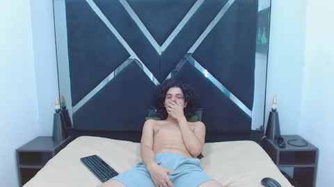 Snapshot of samisaturno chatting on 02-28-26, 10:33 samisaturno online show from 02-28-26, 10:33