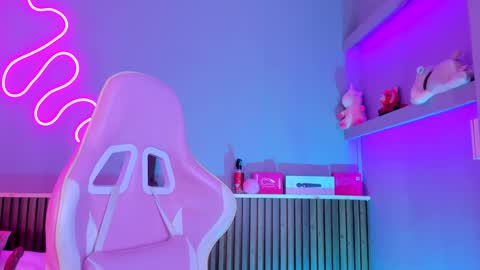 Snapshot of sammy__rose chatting on 04-19-26, 09:08 Sammy Rose online show from 04-19-26, 09:08