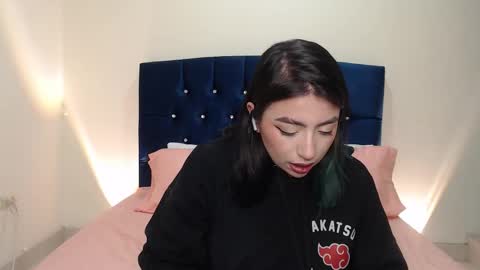 Snapshot of sammy_bunny1 chatting on 09-09-25, 02:22 Samantha online show from 09-09-25, 02:22