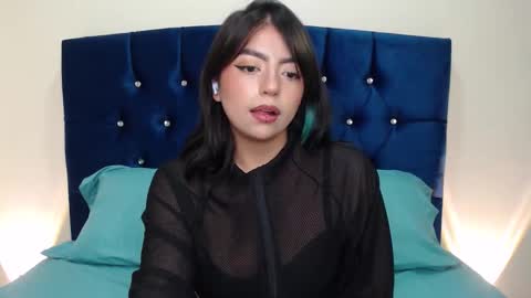 Snapshot of sammy_bunny1 chatting on 09-14-25, 04:11 Samantha online show from 09-14-25, 04:11