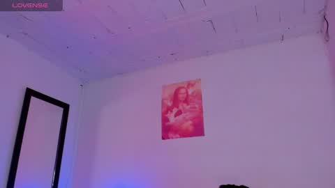 Snapshot of sammy_greyy1 chatting on 05-13-26, 03:26 sammy_greyy1 online show from 05-13-26, 03:26