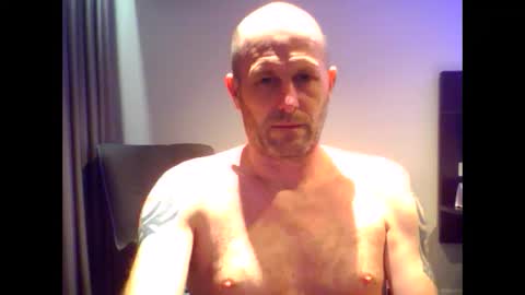 sammyb1821 online show from 02-11-25, 08:31