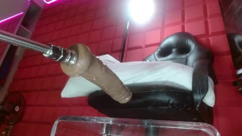 Snapshot of sammyevanss__ chatting on 06-05-26, 09:59 SAMMY online show from 06-05-26, 09:59