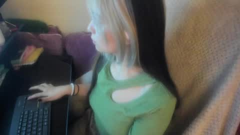   online show from 06-01-26, 08:05
