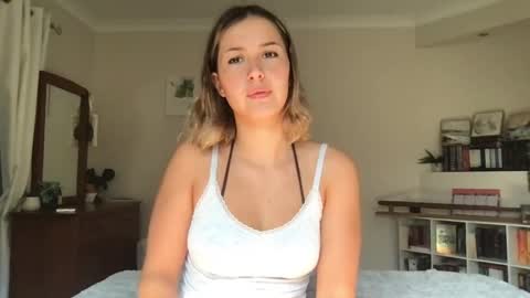 Snapshot of sammyygirlxx chatting on 04-14-26, 11:00 Sammy online show from 04-14-26, 11:00