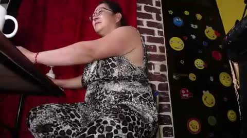 Snapshot of samrocker_sex chatting on 06-22-26, 02:25 adriana online show from 06-22-26, 02:25