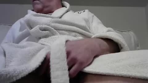 Snapshot of samsfunn chatting on 05-15-26, 11:12 samsfunn online show from 05-15-26, 11:12