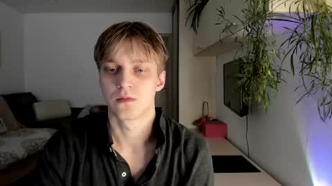 Snapshot of samuel_clark chatting on 10-01-25, 09:37 Sam online show from 10-01-25, 09:37
