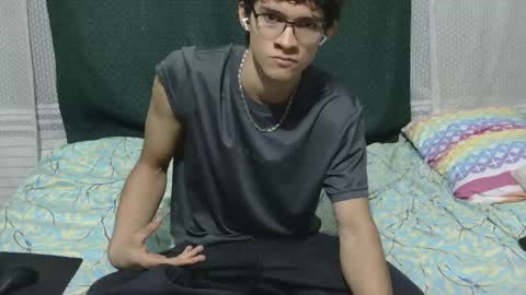 Snapshot of samuel_hills_ii chatting on 02-17-26, 01:51 samuel_hills_ii online show from 02-17-26, 01:51