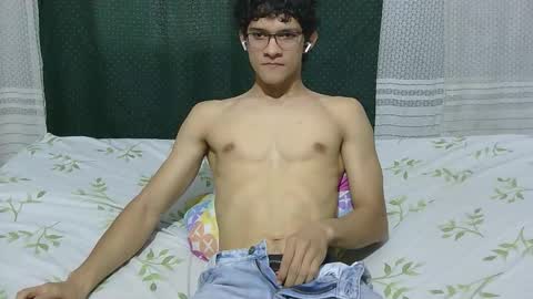 Snapshot of samuel_hills_ii chatting on 03-05-26, 02:02 samuel_hills_ii online show from 03-05-26, 02:02