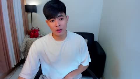 Snapshot of samuelangelo chatting on 02-02-25, 07:20 Sam online show from 02-02-25, 07:20