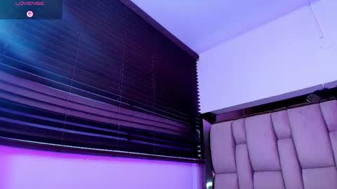 Snapshot of samygreyy_ chatting on 05-09-26, 06:40 SAMY GREY... online show from 05-09-26, 06:40